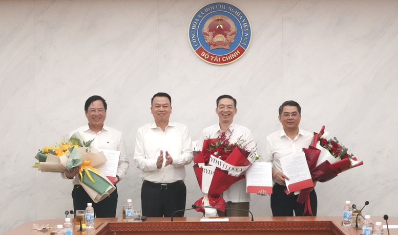 Bộ Tài chính điều động, bổ nhiệm loạt nhân sự chủ chốt- Ảnh 1.