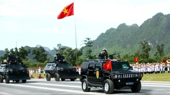 Cận cảnh các khối diễu binh cùng dàn khí tài hiện đại trong buổi hợp luyện sự kiện A80