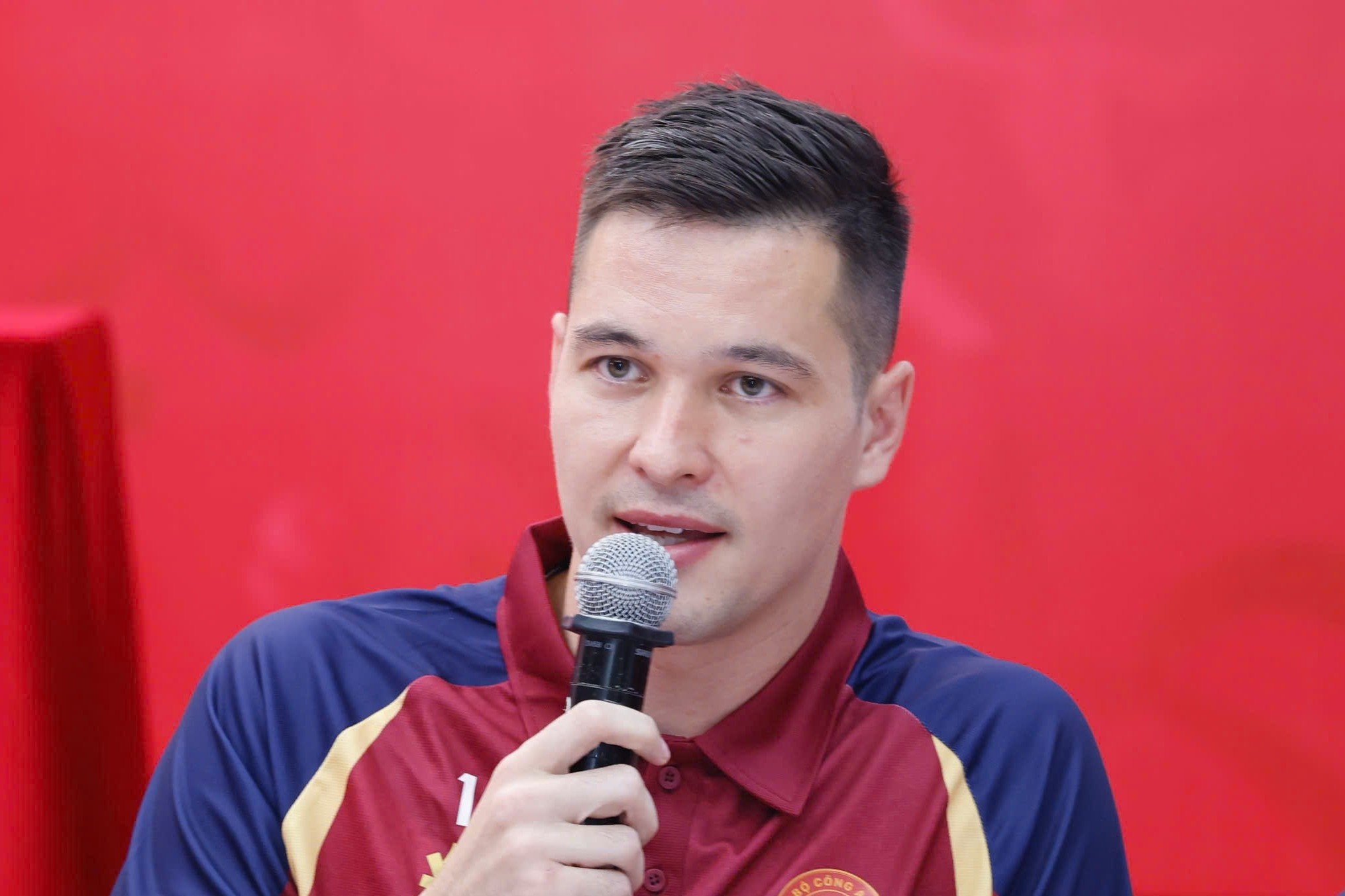 Sieu cup quoc gia anh 1