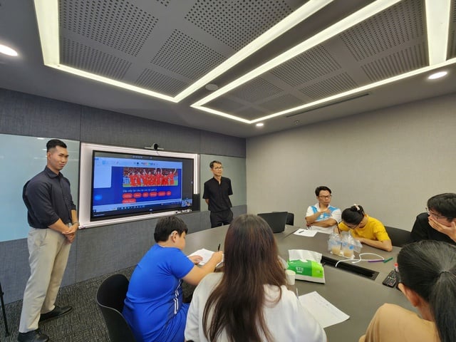 Một buổi học tiếng Việt bằng tay - Ảnh 3.
