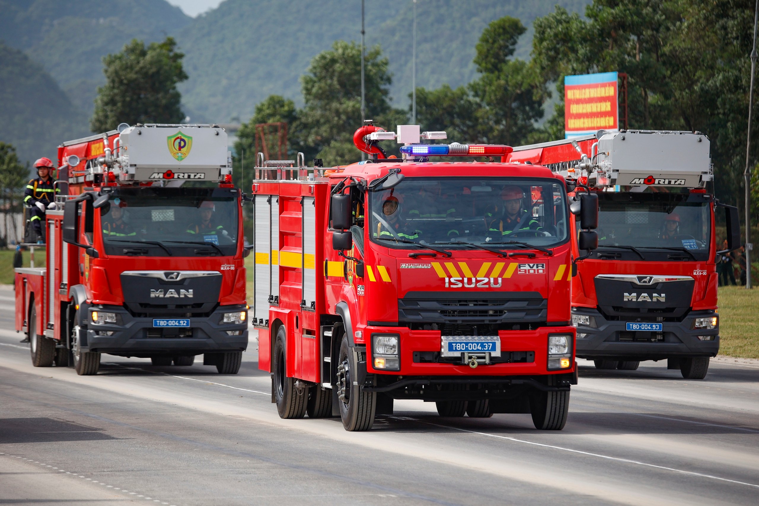 Quân đội, công an phô diễn sức mạnh với dàn khí tài hiện đại- Ảnh 34.