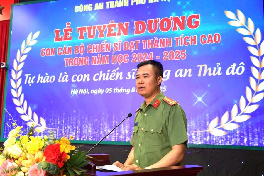 vinh-danh-2.jpg