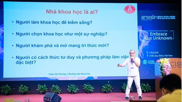 Trường hè Khoa học Việt Nam: Gieo mầm tư duy khai phóng cho giới trẻ - Ảnh 3.