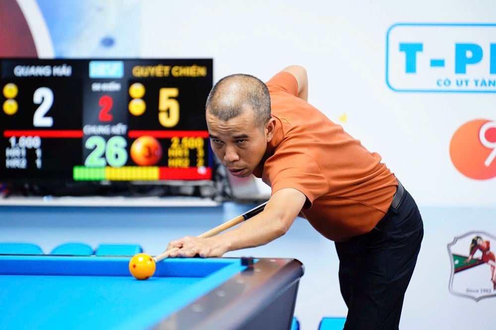 Tran Quyet Chien បានឈ្នះ Tour 2 HBSF 2025 - រូបថត 1
