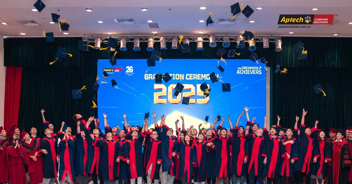 Aptech ouvre la voie à la technologie pour aider 2k7 à ne pas être « perdu » après l'obtention de son diplôme !