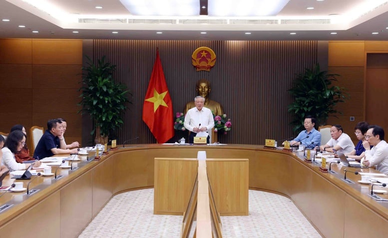 Tập trung hơn nữa cho công tác tuyên truyền về Triển lãm Thành tựu đất nước nhân kỷ niệm 80 năm Quốc khánh - Ảnh 4.