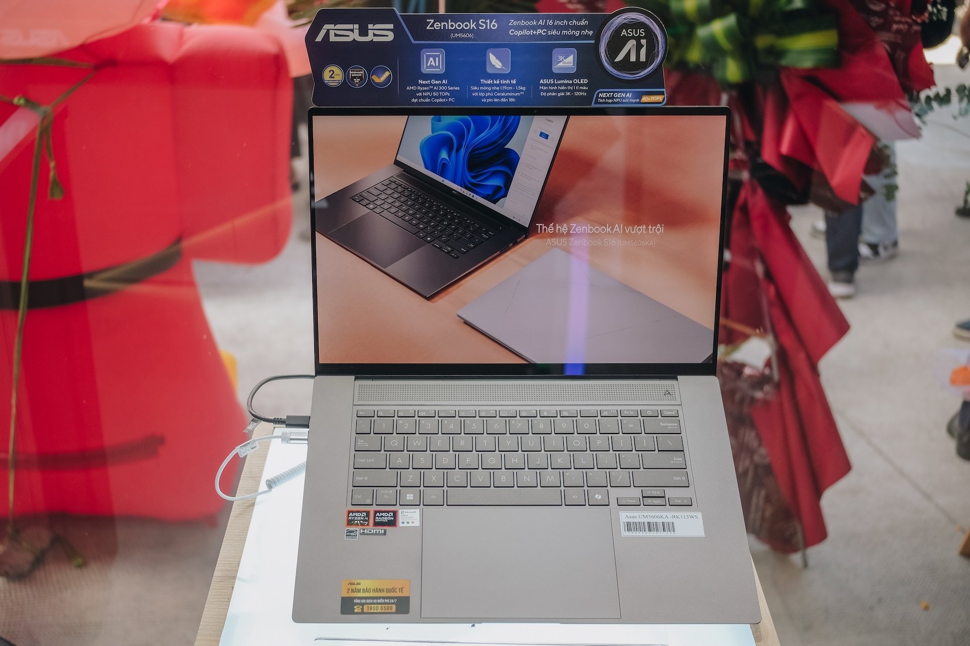 Asus,  Asus Exclusive Store anh 7