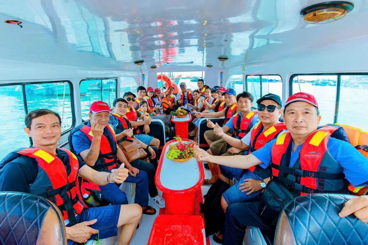Phú Quốc Travel tổ chức Tour 4 đảo Phú Quốc cực hot