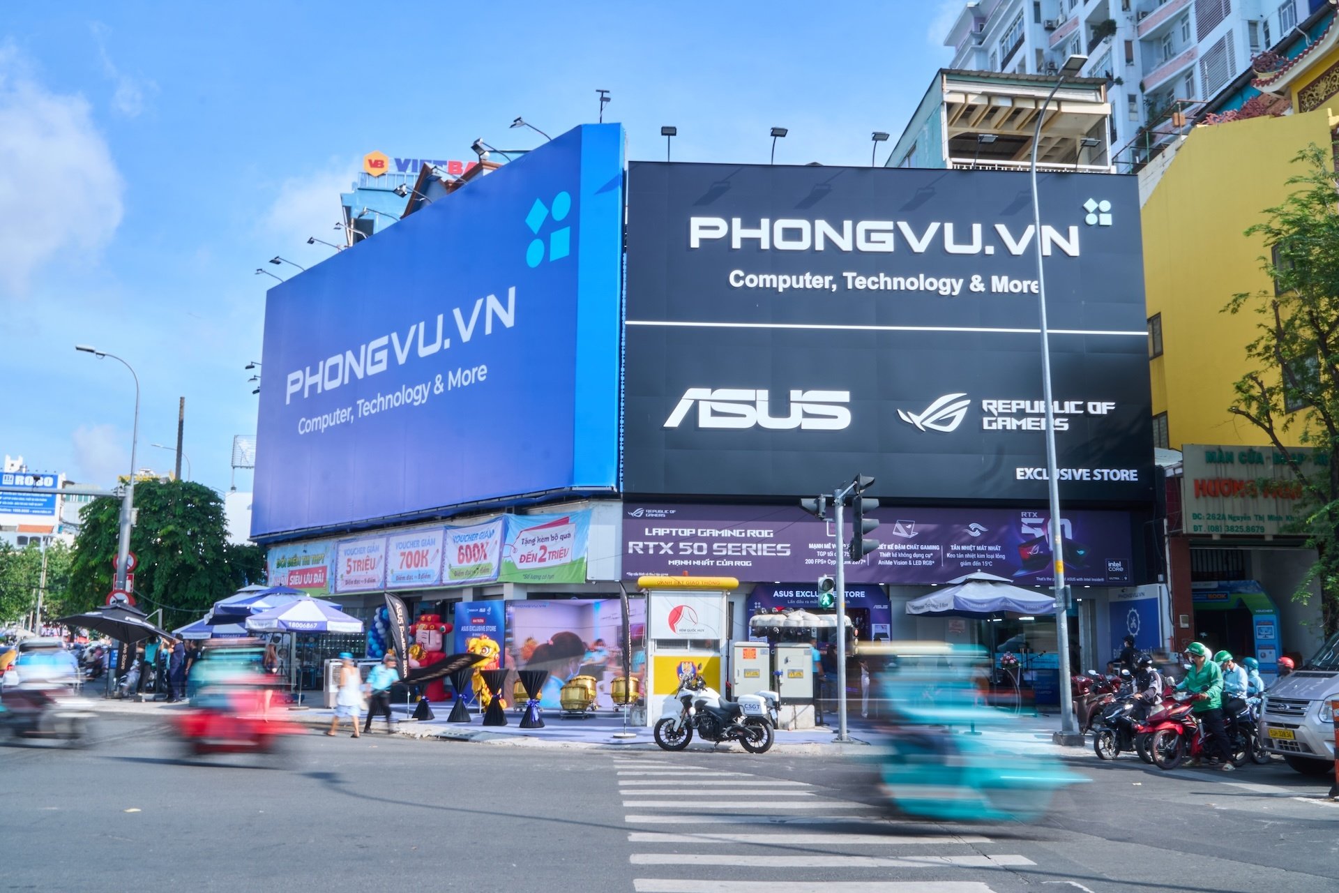 Asus,  Asus Exclusive Store anh 3