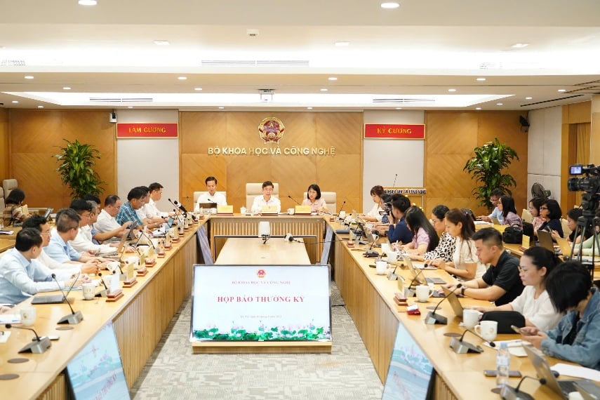 Bộ Khoa học và Công nghệ tổ chức họp báo thường kỳ tháng 7 năm 2025 - Ảnh 2.