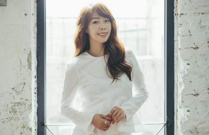 Nữ ca sĩ Lee Min qua đời đột ngột ở tuổi 46 gây chấn động Showbiz hàn quốc - Ảnh 1.