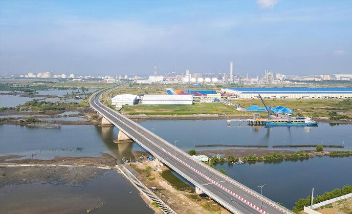 ក្រុមហ៊ុនបានស្នើសាងសង់ផ្លូវរថភ្លើងល្បឿនលឿនតភ្ជាប់ទីក្រុងហូជីមិញជាមួយ Cai Mep, Bau Bang និង Can Tho។ (រូបថត៖ B.L)