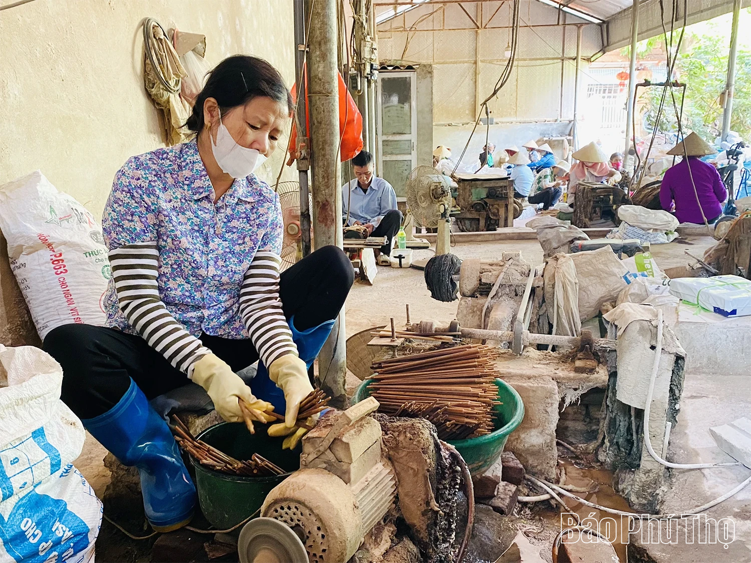 Tạo chuyển dịch cơ cấu kinh tế bền vững từ phát triển công nghiệp và tiểu thủ công nghiệp ở Tề Lỗ