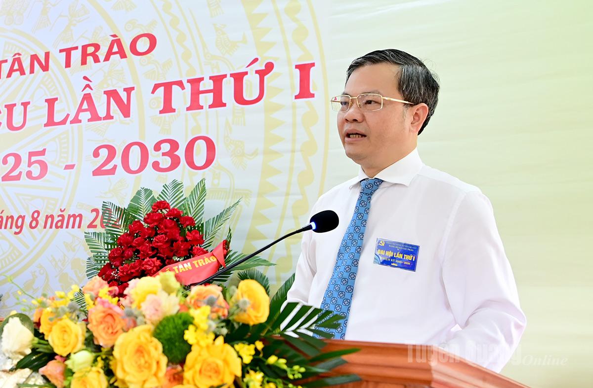 Đồng chí Chủ tịch HĐND tỉnh Nguyễn Văn Sơn phát biểu chỉ đạo Đại hội.