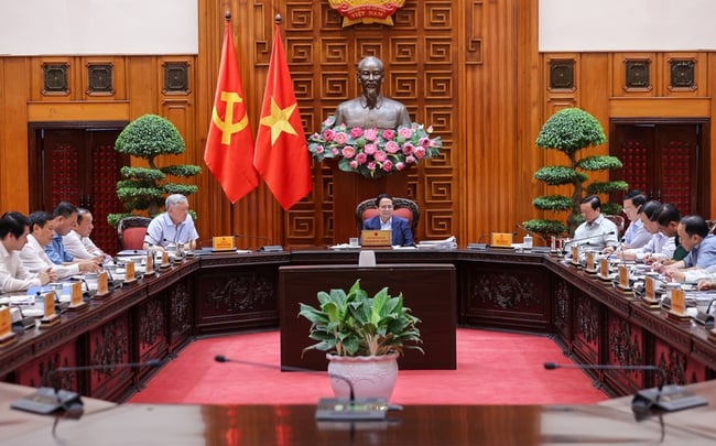 Thủ tướng: Tổ chức Triển lãm 80 năm hành trình Độc lập – Tự do – Hạnh phúc thực sự là "ngày hội non sông" - Ảnh 1.