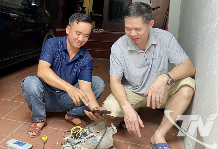 Để bảo vệ thiết bị điện trong nhà mùa mưa bão