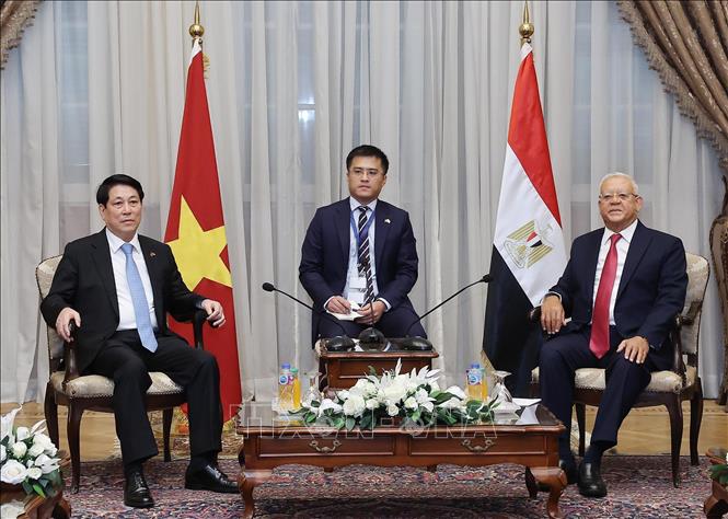 ចំណងជើងរូបថត