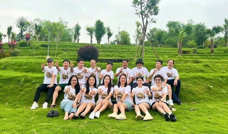 LAMORI – Vũ khúc giao hòa giữa núi, sông và thiền