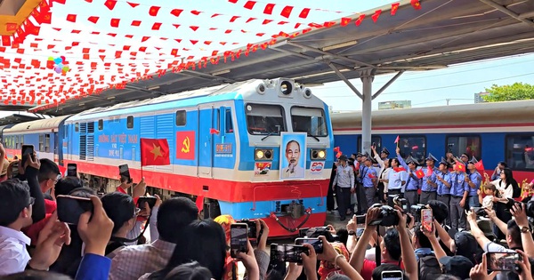 Đường sắt Việt Nam: Chuyển mình với chiến lược đầu tư đồng bộ hạ tầng và thiết bị