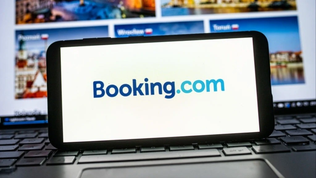 Более 10 000 европейских отелей подали в суд на Booking.com