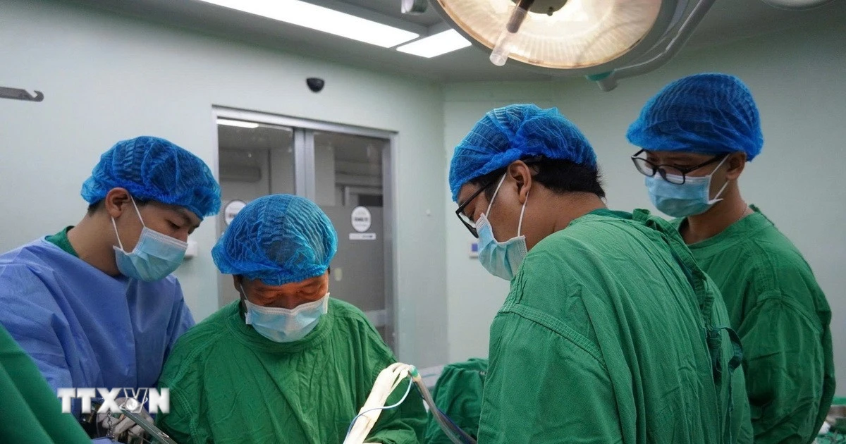 Cần Thơ: Cứu sống bệnh nhân ung thư gan bằng công nghệ dao mổ siêu âm CUSA