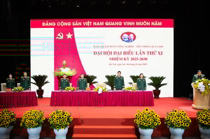Viettel cam kết tăng trưởng mạnh mẽ với định hướng chiến lược tập trung vào công nghệ quốc phòng hiện đại và công nghiệp số. (Nguồn: Viettel)