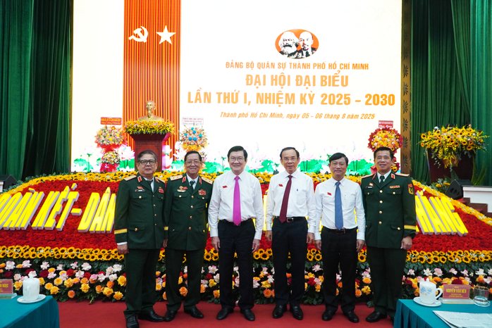 Bí thư Thành ủy TP HCM Nguyễn Văn Nên giữ chức Bí thư Đảng ủy Quân sự thành phố- Ảnh 3.