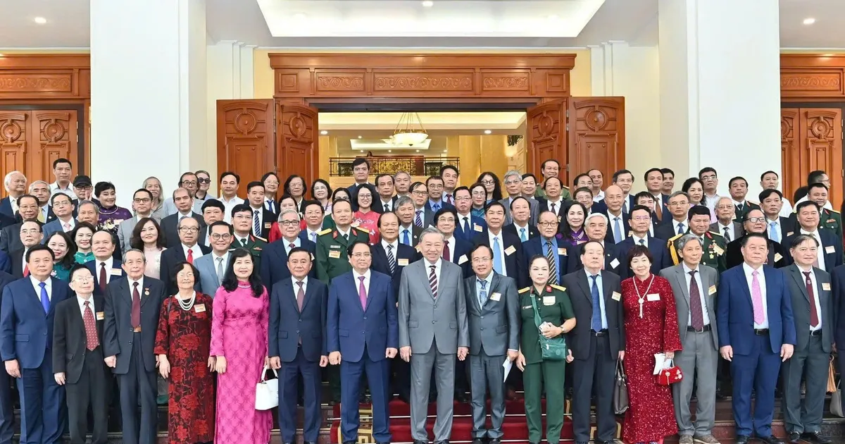Đảng và Nhà nước luôn tạo điều kiện để đội ngũ trí thức, nhà khoa học, văn nghệ sĩ phát huy tài năng, sức sáng tạo