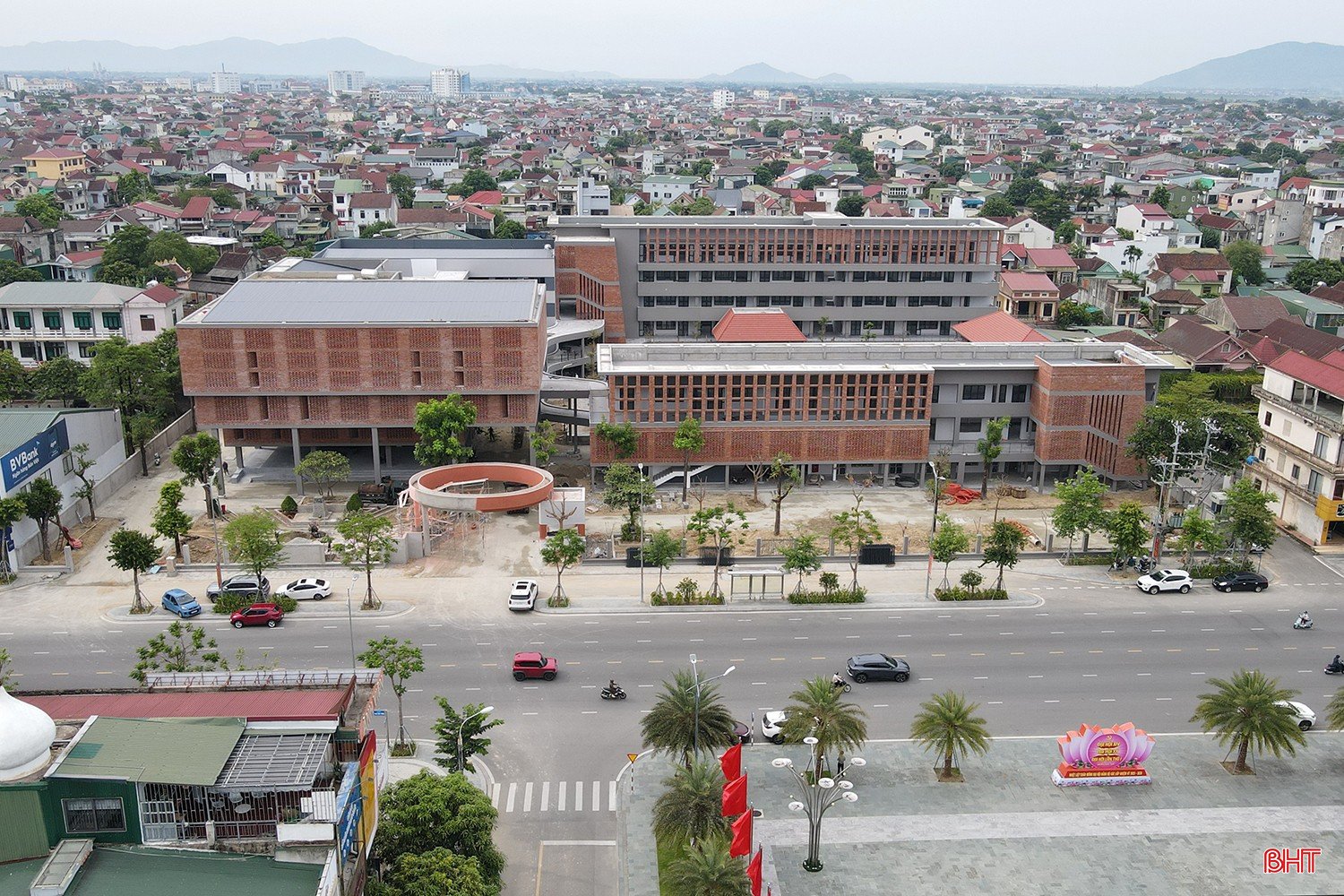 bqbht_br_truong-thpt-phan-dinh-phung-5a.jpg
