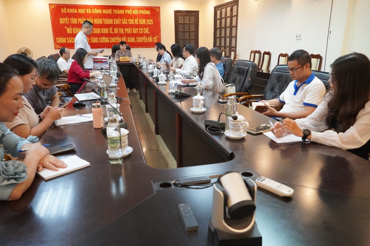 ការជ្រើសរើសអង្គភាពទទួលបន្ទុកគាំទ្រដល់ការគ្រប់គ្រង ការកេងប្រវ័ញ្ច និងការអភិវឌ្ឍន៍ សូចនាករភូមិសាស្ត្រ ពាណិជ្ជសញ្ញារួម និងពាណិជ្ជសញ្ញាបញ្ជាក់
