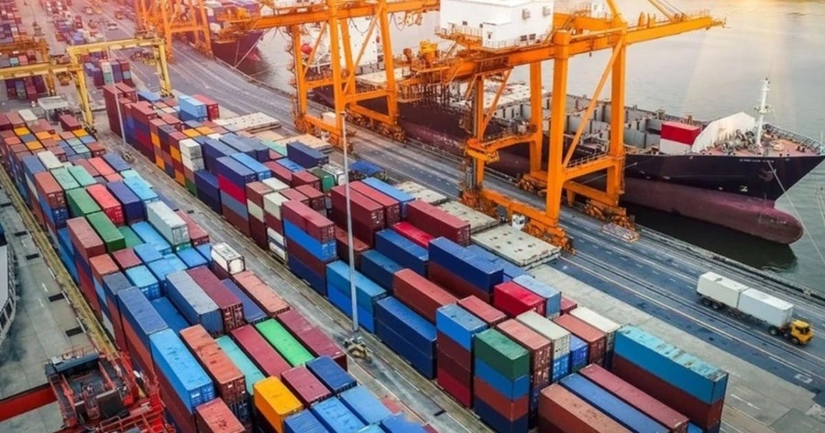 Tổng kim ngạch xuất nhập khẩu 7 tháng đầu năm cán mốc gần 515 tỷ USD