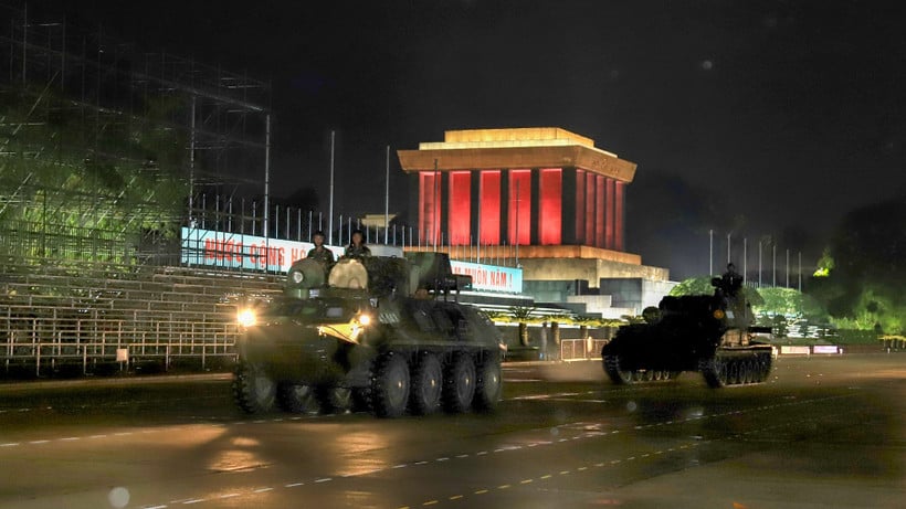 Mobile forces on Ba Dinh Square.