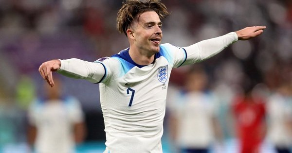 Jack Grealish អបអរ "ចម្លែក" ធ្វើឱ្យអ្នកនិយមលេងអ៊ីនធឺណិតស្រក់ទឹកភ្នែក