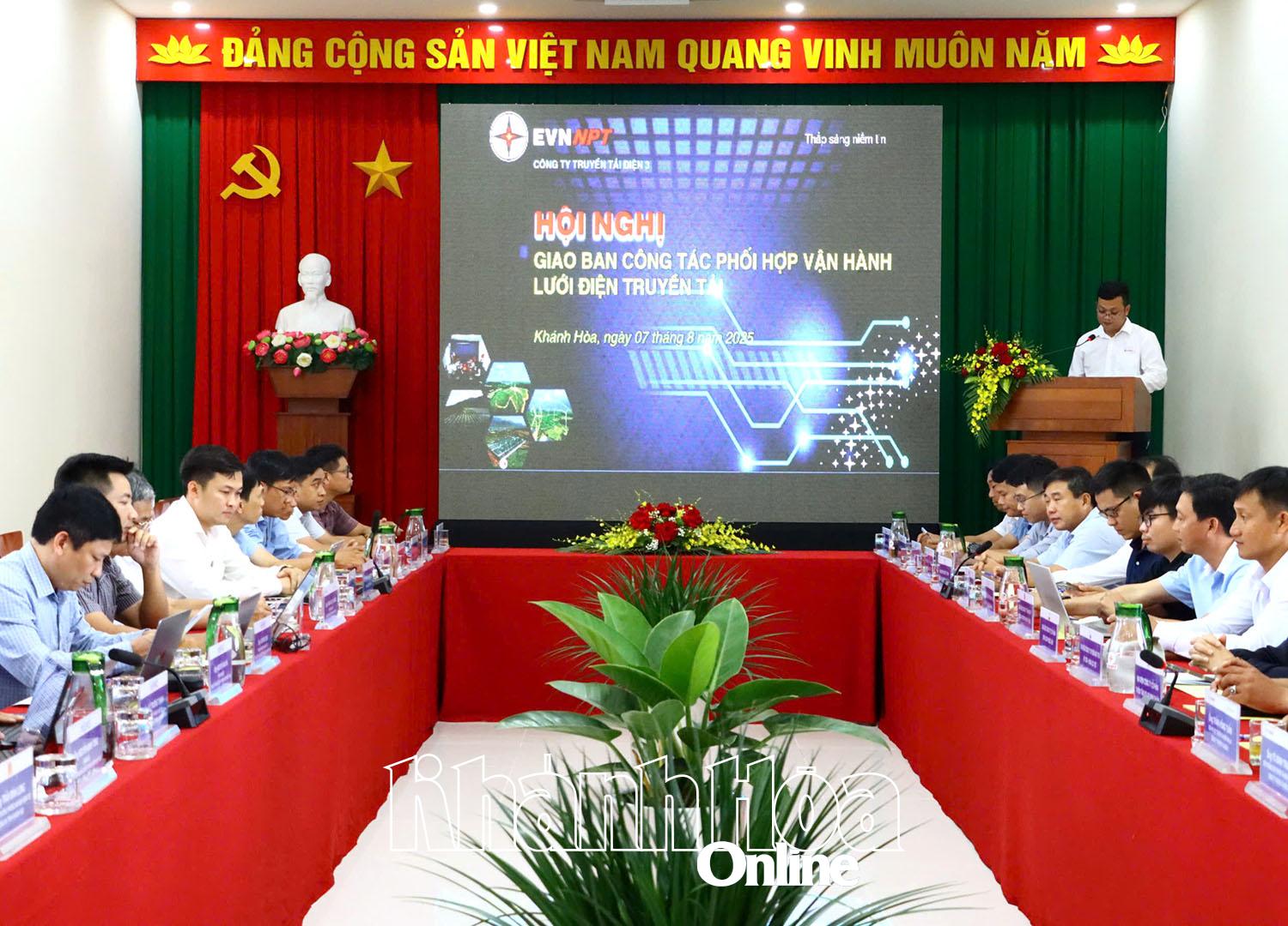 Quang cảnh hội nghị