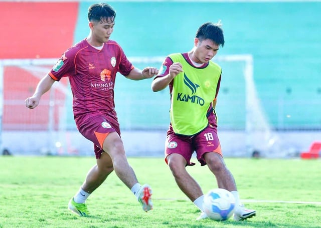 CLB Bình Định chuyển thành Quy Nhơn United: Đổi tên 4 lần trong 4 năm, không bỏ hạng nhất- Ảnh 1.