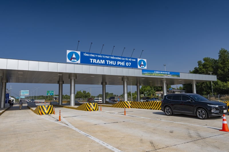 Chính thức thu phí cao tốc Bến Lức - Long Thành từ ngày 10/8 -0