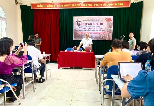 "Từ Việt Bắc về Hà Nội": Câu chuyện Cách mạng qua ngôn ngữ nghệ thuật cải lương - Ảnh 1.