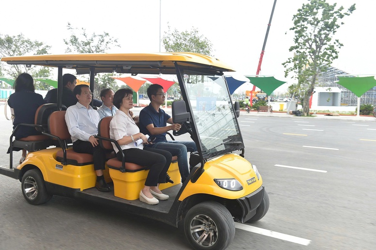 Thi công liên tục 24/7 để đảm bảo tiến độ Triển lãm thành tựu Đất nước nhân dịp kỷ niệm 80 năm Ngày Quốc khánh - Ảnh 7.