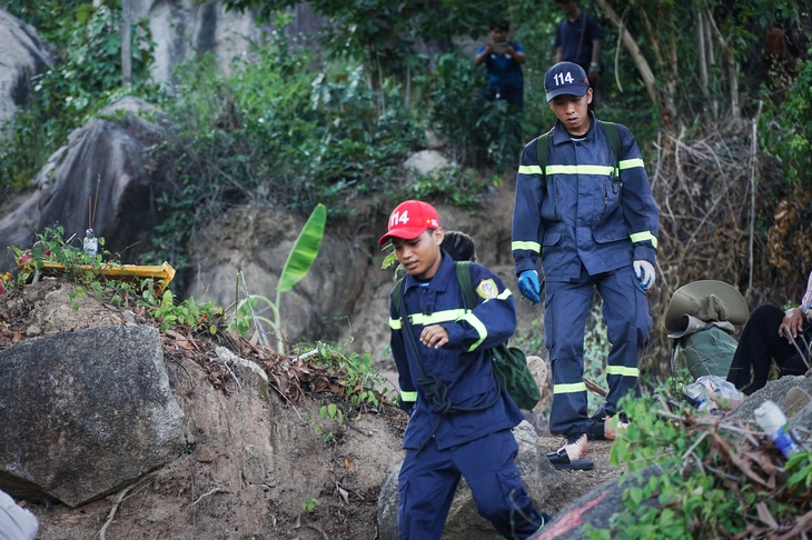 Hàng trăm lượt người tìm kiếm, vẫn chưa thấy tung tích thanh niên mất tích ở Nha Trang - Ảnh 1.