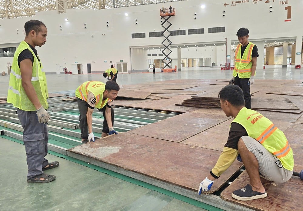 Gấp rút hoàn thiện nội dung và kỹ thuật cho Triển lãm thành tựu đất nước - ảnh 14
