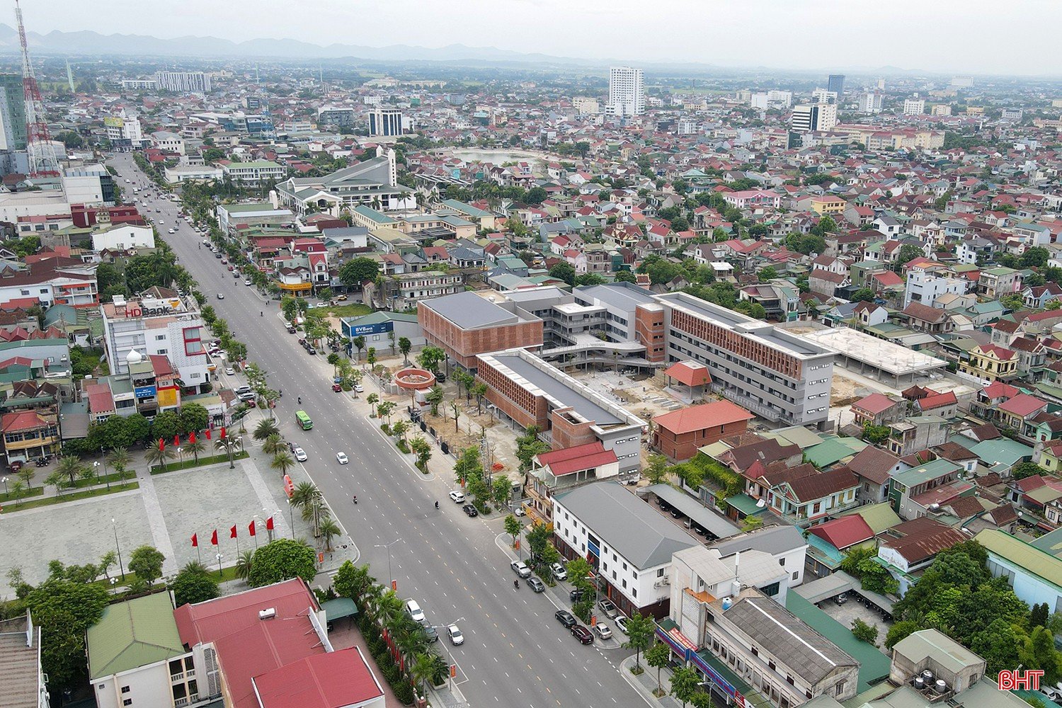 bqbht_br_truong-thpt-phan-dinh-phung-9b.jpg