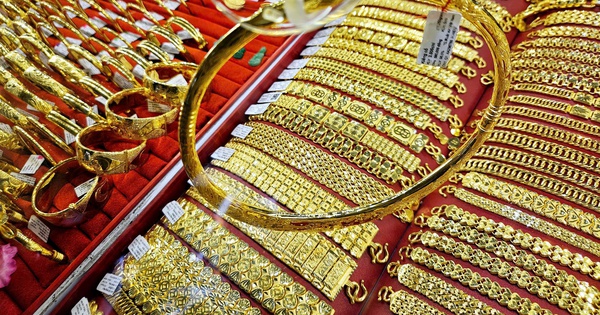 តម្លៃដុំមាស SJC ហក់ឡើងខ្ពស់ ហៀបនឹងឈានដល់កម្រិតកំពូលជាប្រវត្តិសាស្ត្រ?