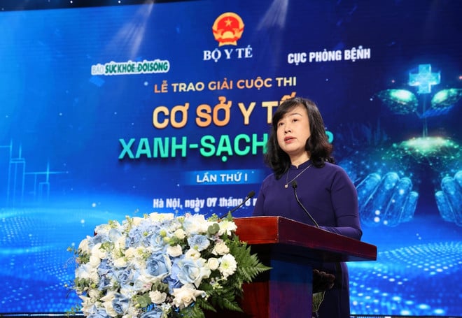 ba-tra-ng-a-a-o-ha-ng-lan-phat-bia-u-khai-mac-va-cha-a-ao-chng-tranh-1.jpg