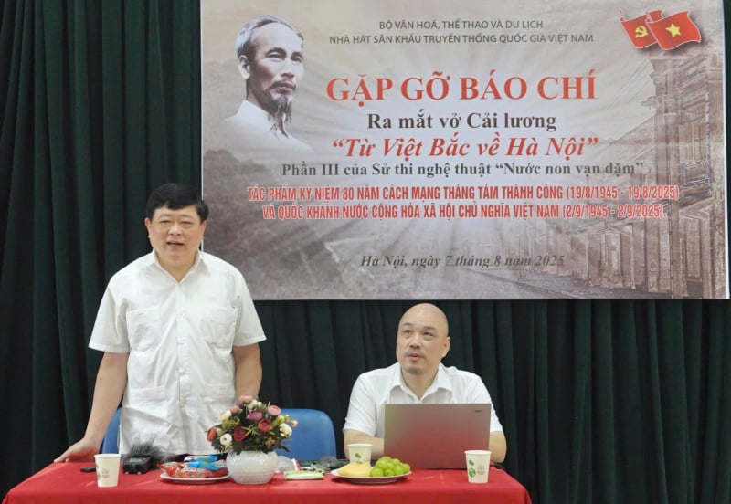 Phần 3 tiểu thuyết “Nước non vạn dặm” của PGS.TS, nhà văn Nguyễn Thế Kỷ lên sân khấu cải lương  -0