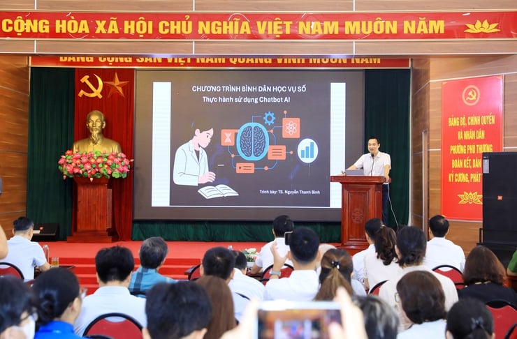 Phường Phú Thượng phát động phong trào “Bình dân học vụ số”- Ảnh 4.