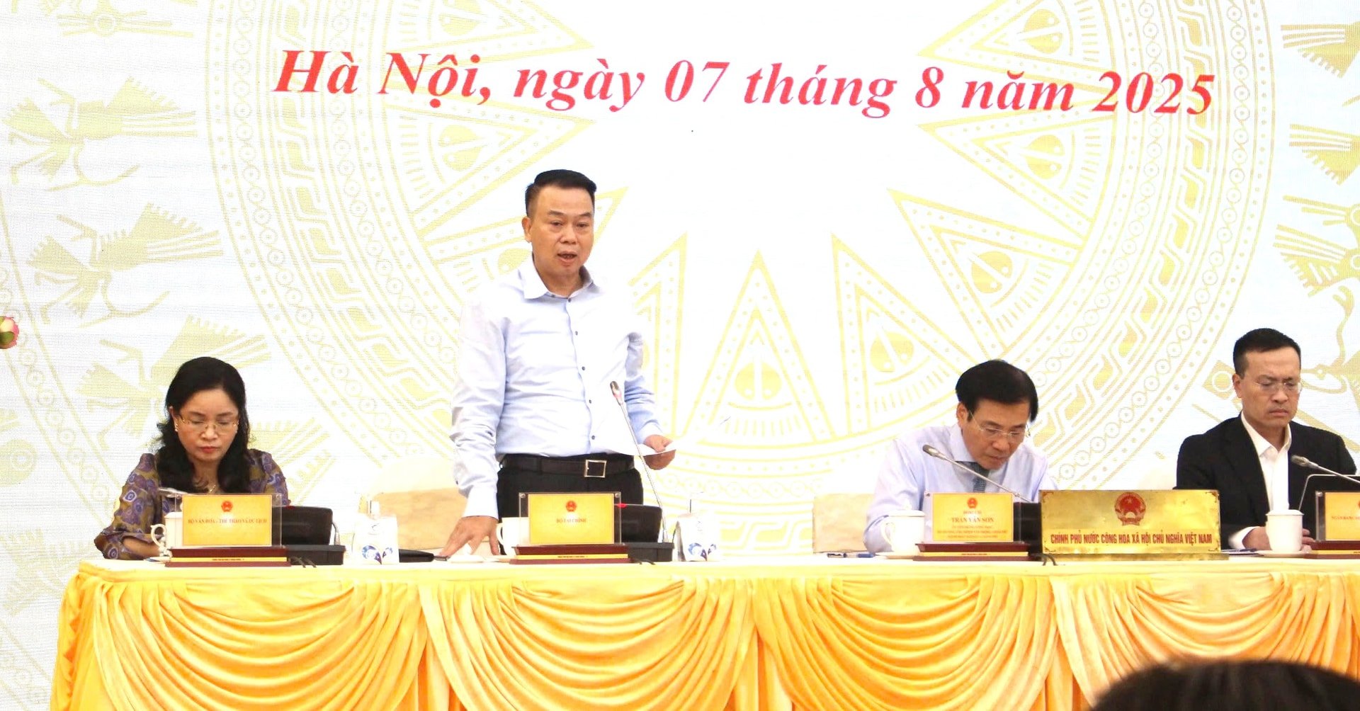แผนกการเงิน-1.jpg