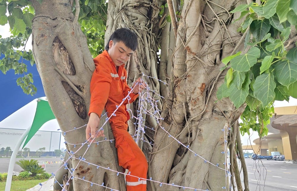 Chạy đua tiến độ phục vụ Triển lãm Thành tựu đất nước  - ảnh 7