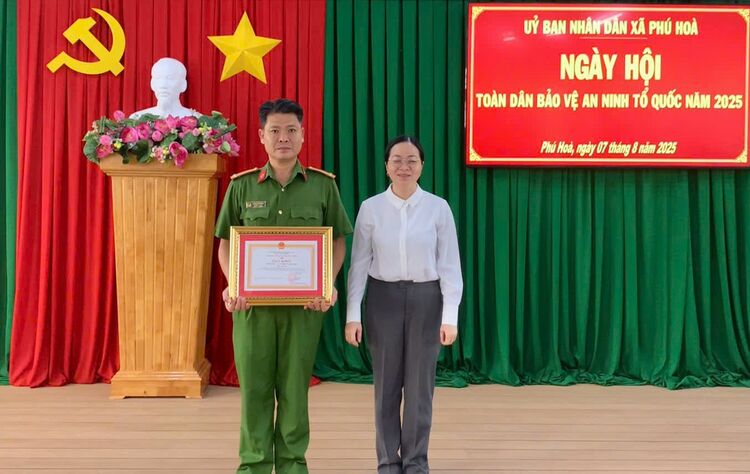เทศบาลฟูฮวาจัดงานวันคุ้มครองความมั่นคงแห่งชาติ