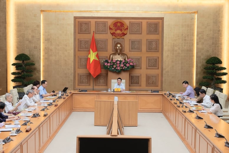Phó Thủ tướng Hồ Đức Phớc chủ trì cuộc họp Hội đồng Tư vấn chính sách tiền tệ quốc gia- Ảnh 2.