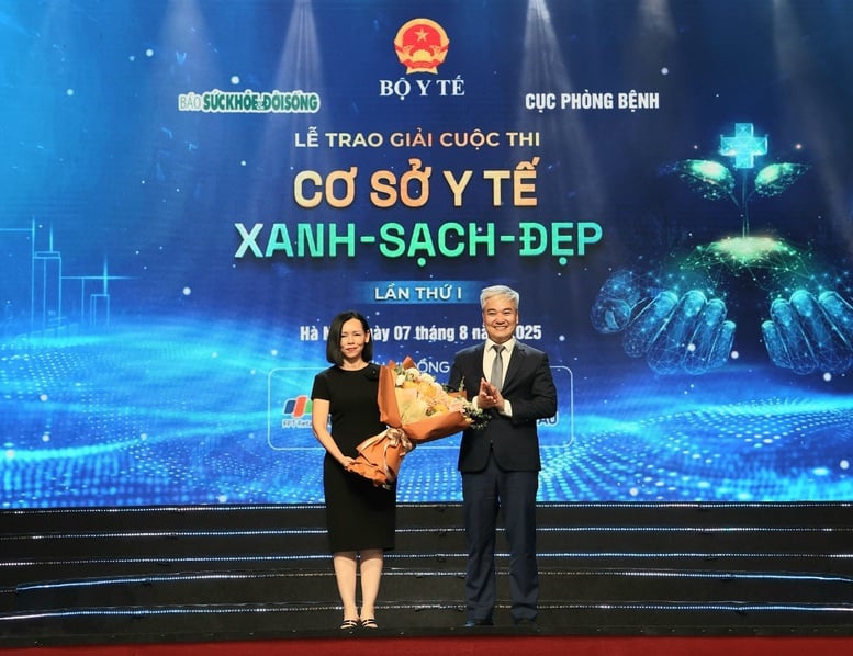 Long Châu đồng hành lan toả tinh thần 'Xanh - Sạch - Đẹp' trong ngành Y tế- Ảnh 2.